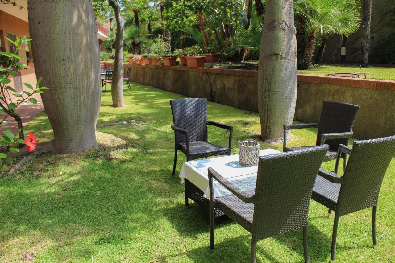 Il Signo Cocco Mare Apartment ตาออร์มินา ภายนอก รูปภาพ